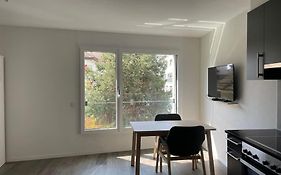 Proche Lausanne: Studio Bien Equipe